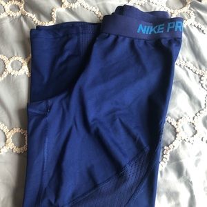 Nike leggings
